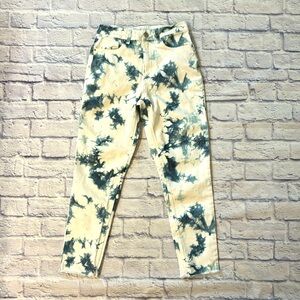 Tinseltown High Waisted Mom Jeans White with Blue Green Print Raw Hems Size 5